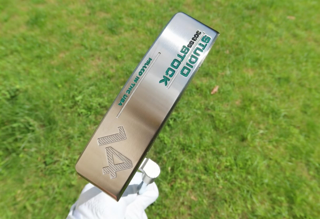 Golf Clubs - Novo Putter de Golfe Studio Stock